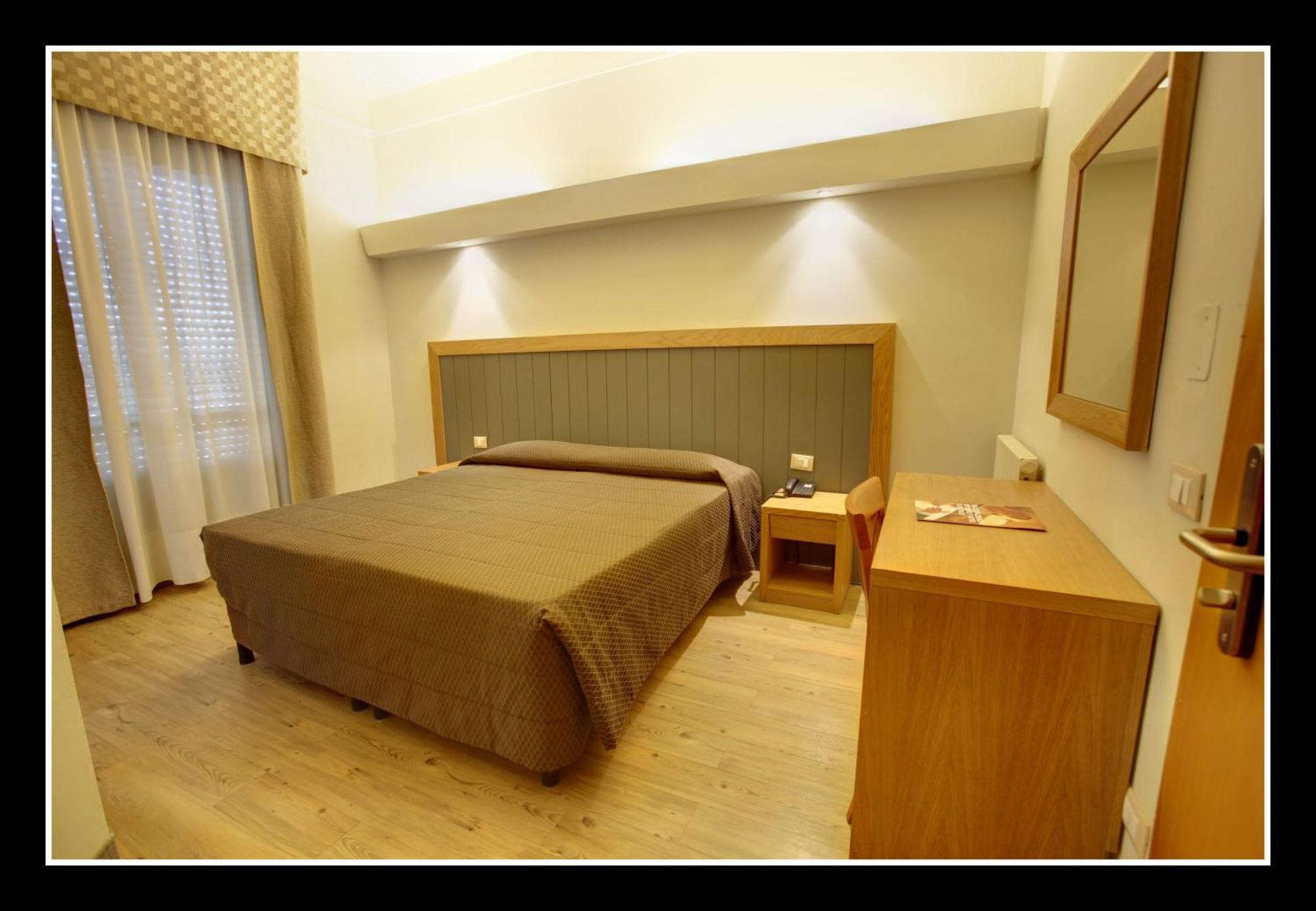 Hotel Delle Nazioni Firenze Bagian luar foto