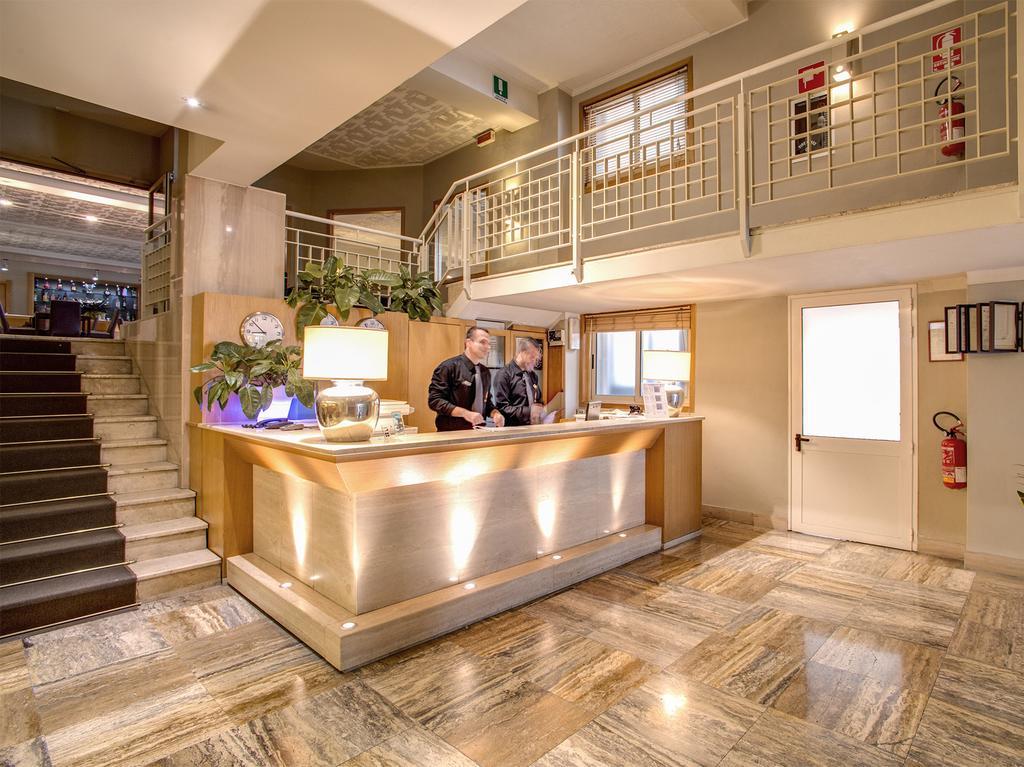 Hotel Delle Nazioni Firenze Bagian luar foto